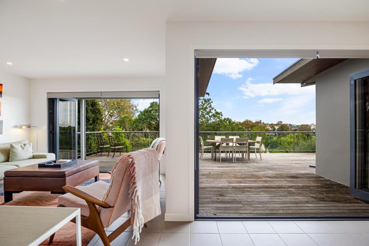 Stylish And Serene Living In Kohimarama Auckland Extérieur photo