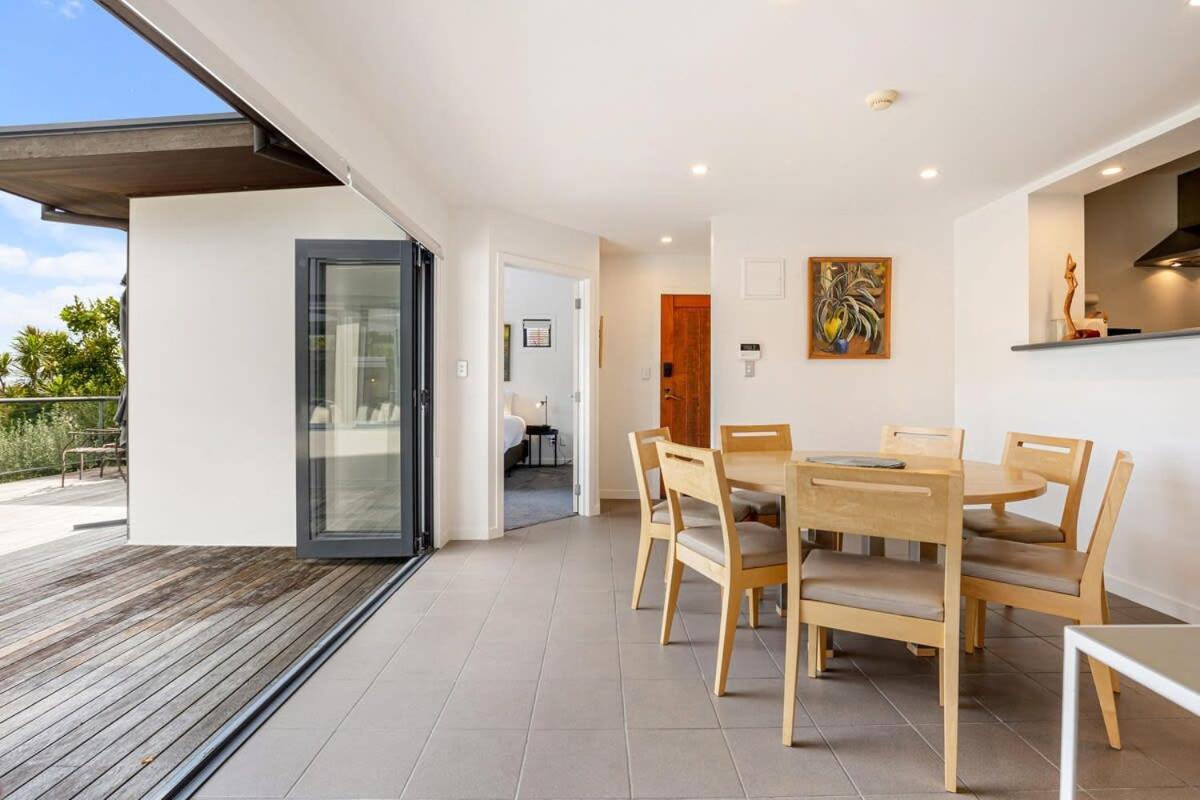 Stylish And Serene Living In Kohimarama Auckland Extérieur photo