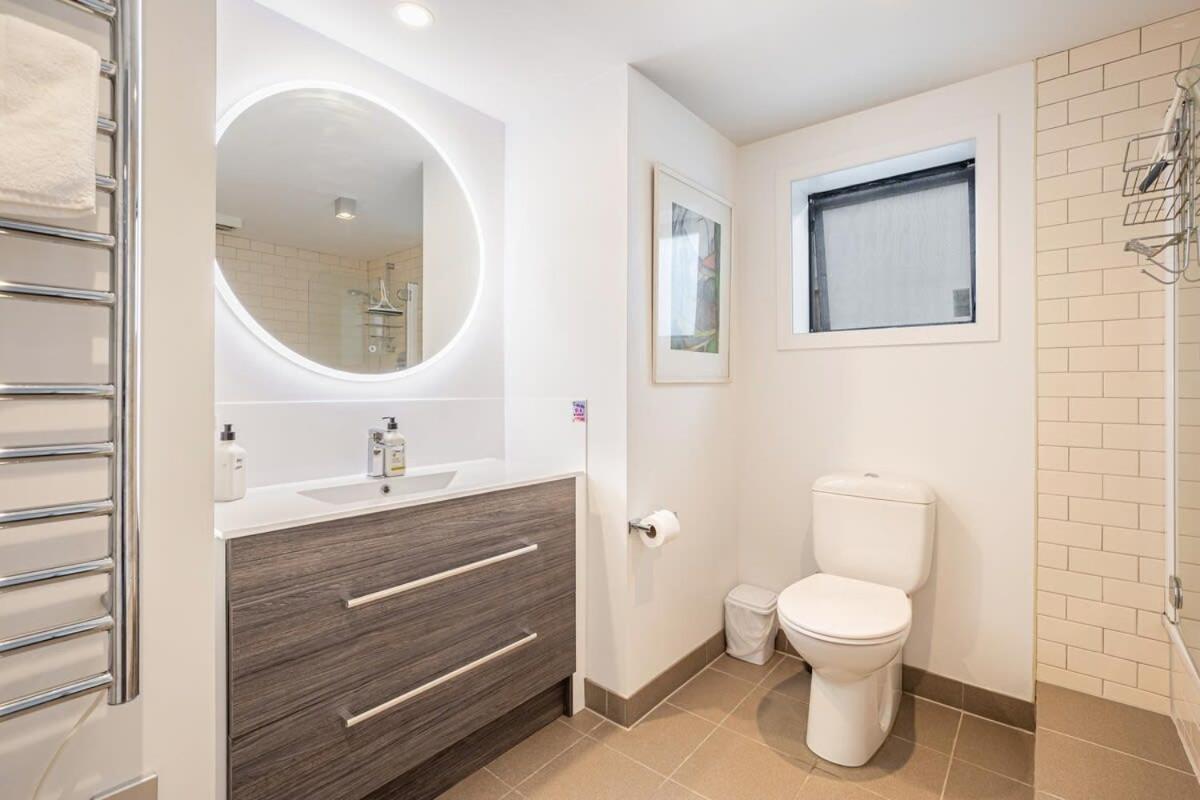 Stylish And Serene Living In Kohimarama Auckland Extérieur photo